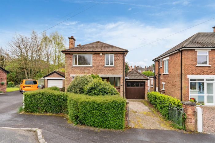 67 Kingsdale Park