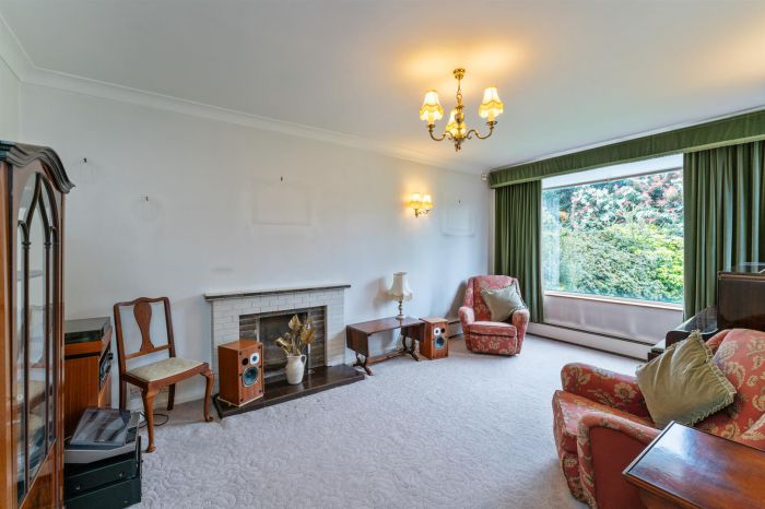 67 Kingsdale Park