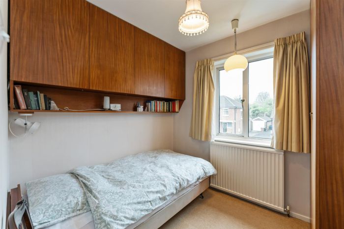 67 Kingsdale Park