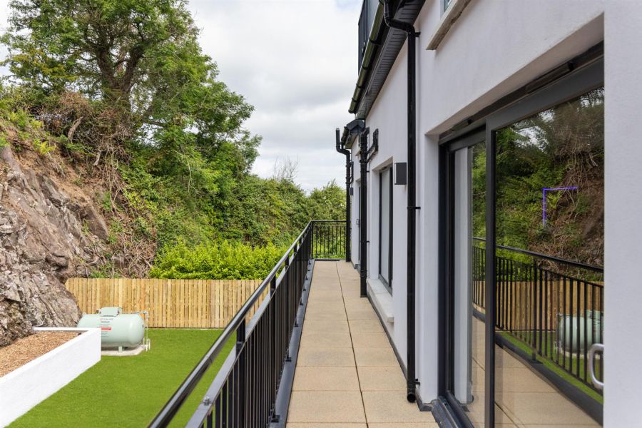 Quarry Manor 9 Middle Braniel Road