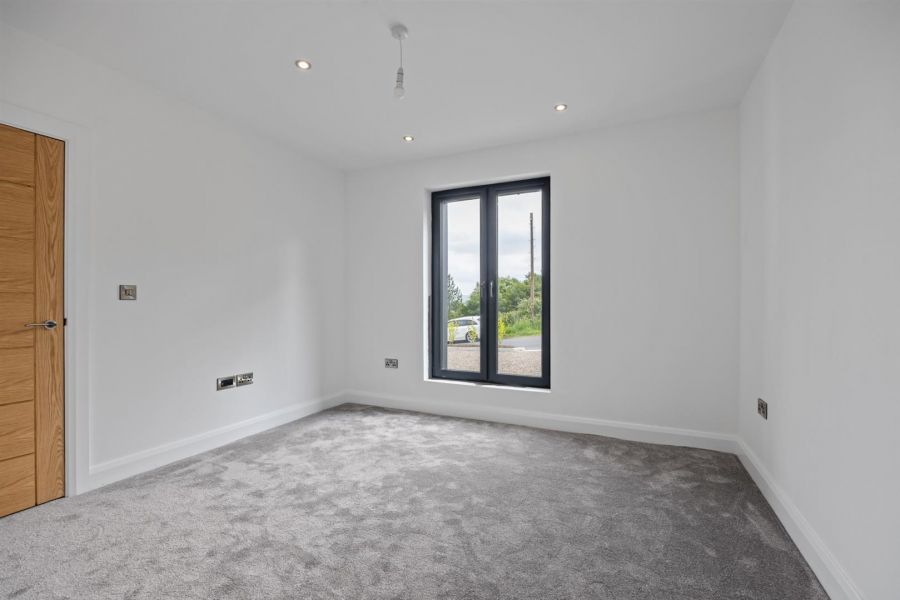 Quarry Manor 9 Middle Braniel Road