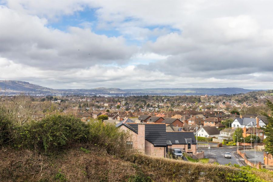 Quarry Manor 9 Middle Braniel Road