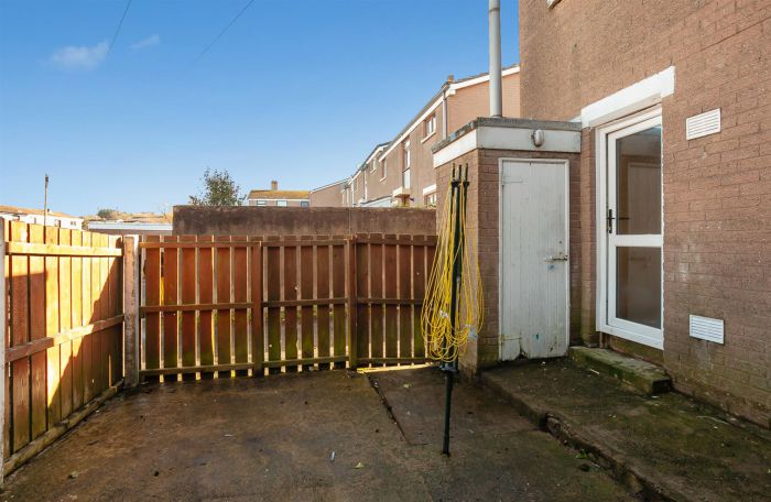 7 Kincraig Avenue 7 Kincraig Avenue