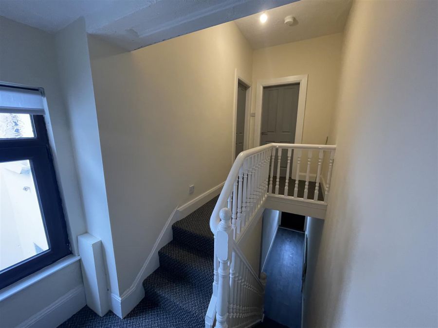 9 Ravenscroft Street