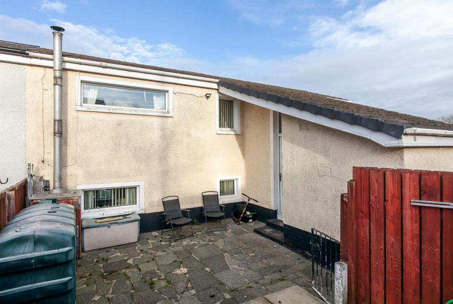 10 Lochinver Drive