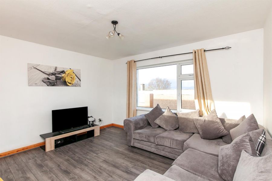 10 Lochinver Drive