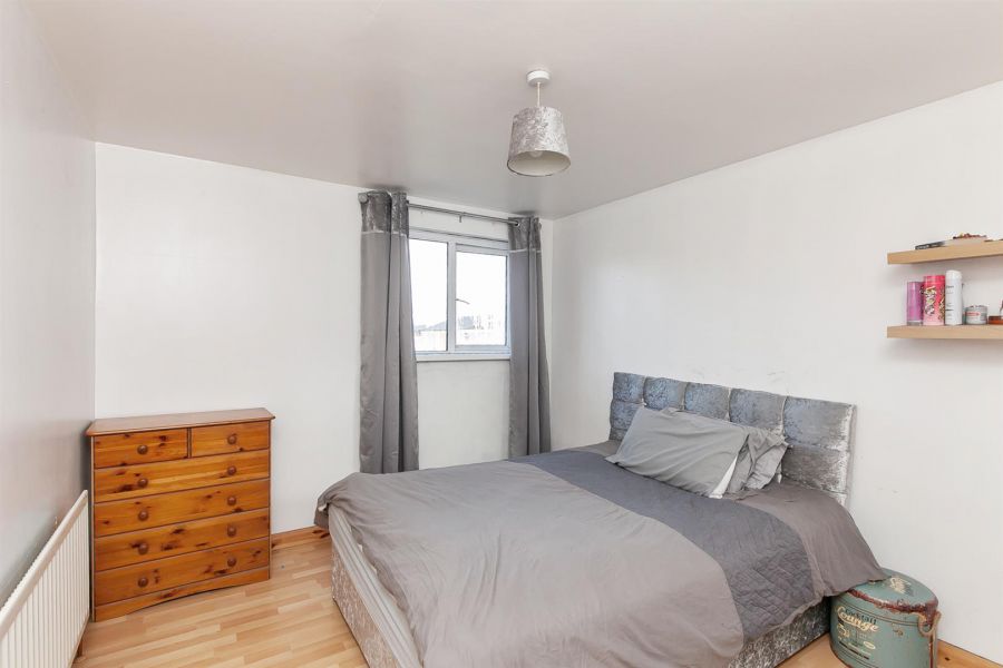 10 Lochinver Drive