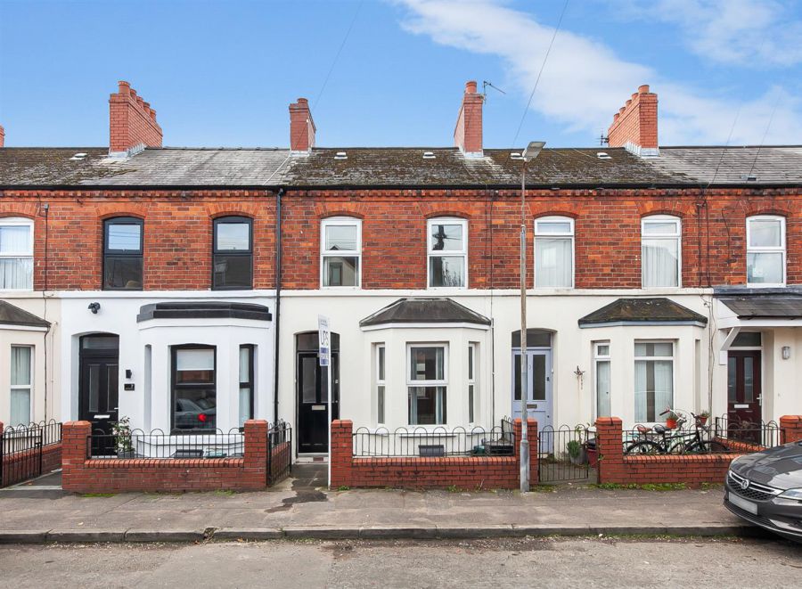 5 Belmont Avenue West,Belmont, Belfast, BT4 3DG 5 Belmont Avenue West,Belmont, Belfast, BT4 3DG