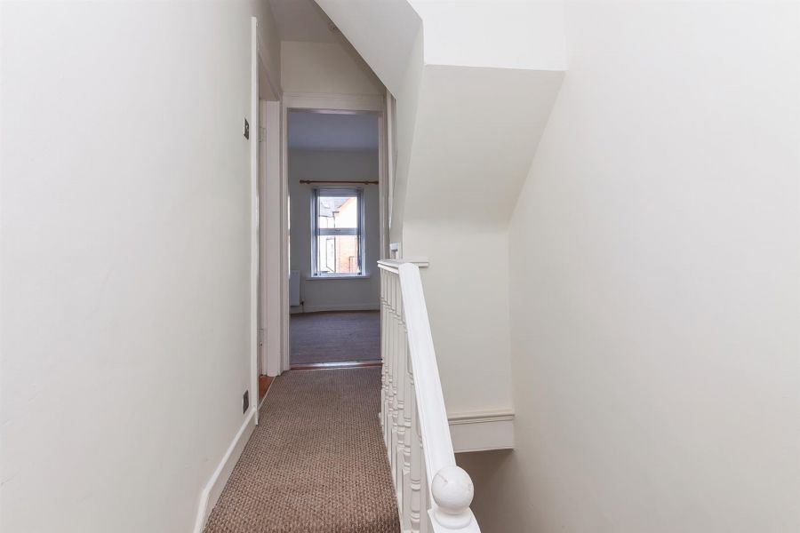 5 Belmont Avenue West 5 Belmont Avenue West
