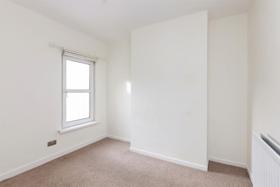 5 Belmont Avenue West 5 Belmont Avenue West