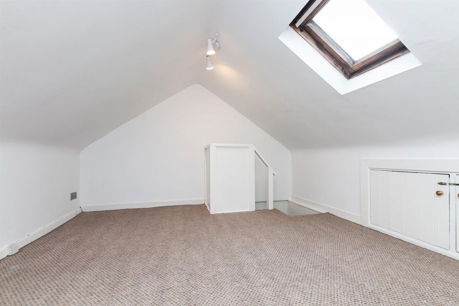 5 Belmont Avenue West