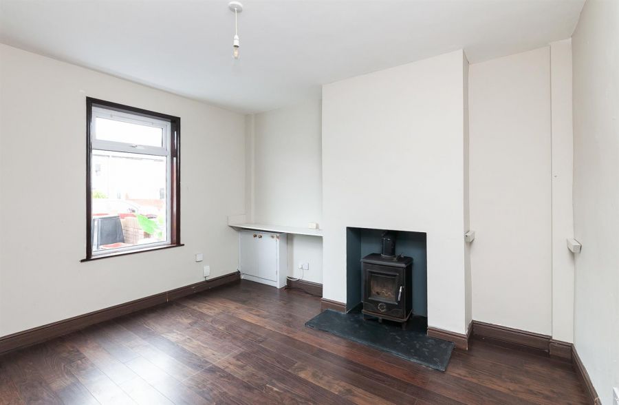 35 Parkgate Crescent