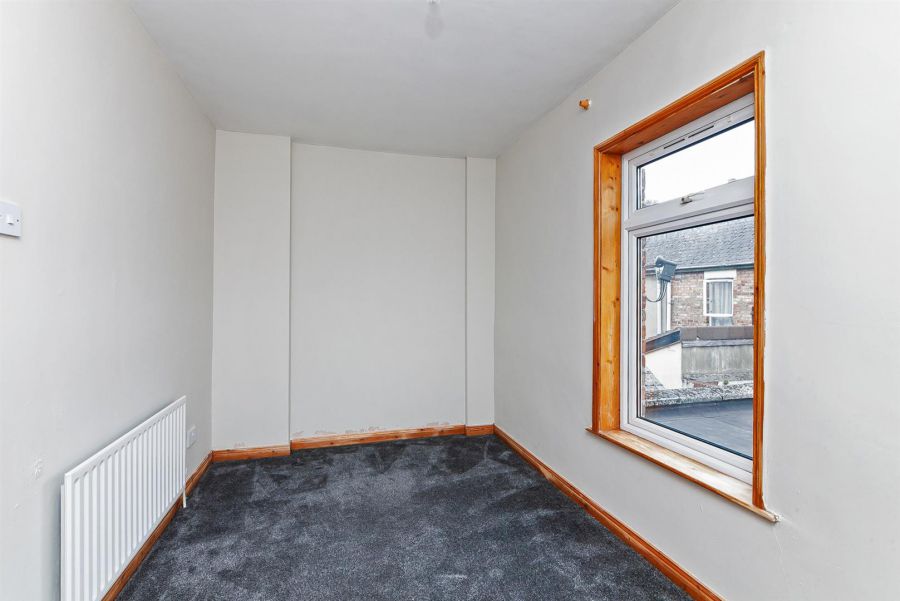 35 Parkgate Crescent