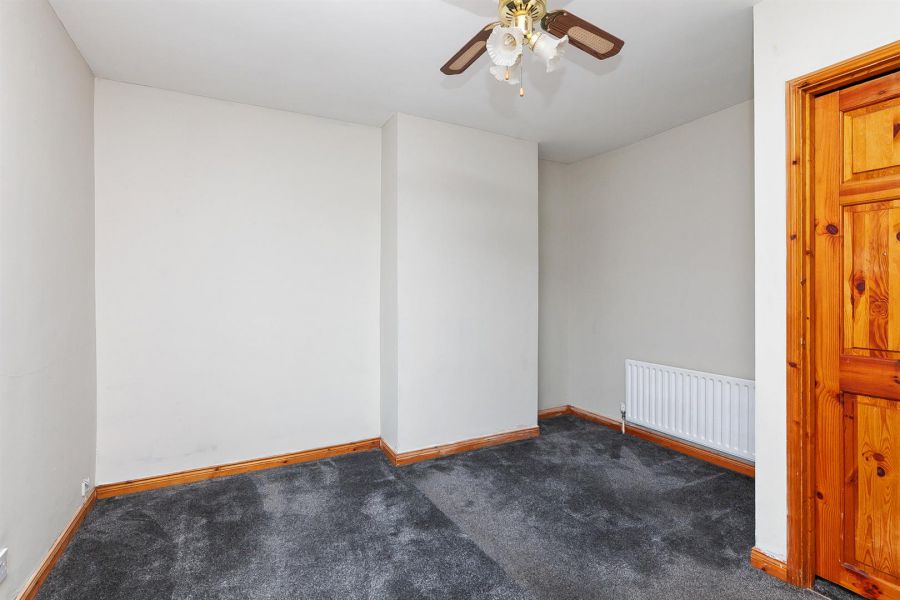 35 Parkgate Crescent