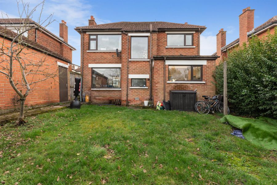 14 Richhill Park