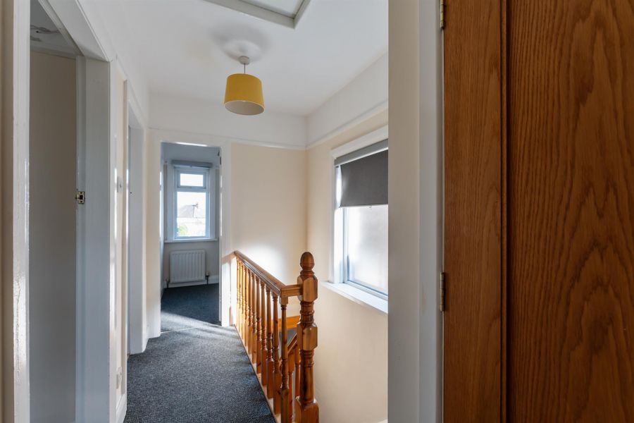 6 Summerhill Parade