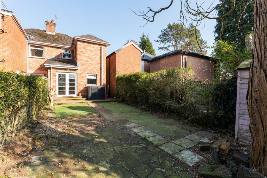 6 Summerhill Parade