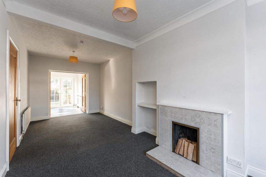6 Summerhill Parade