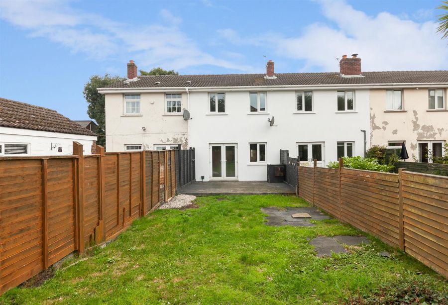 9 Inglewood Court