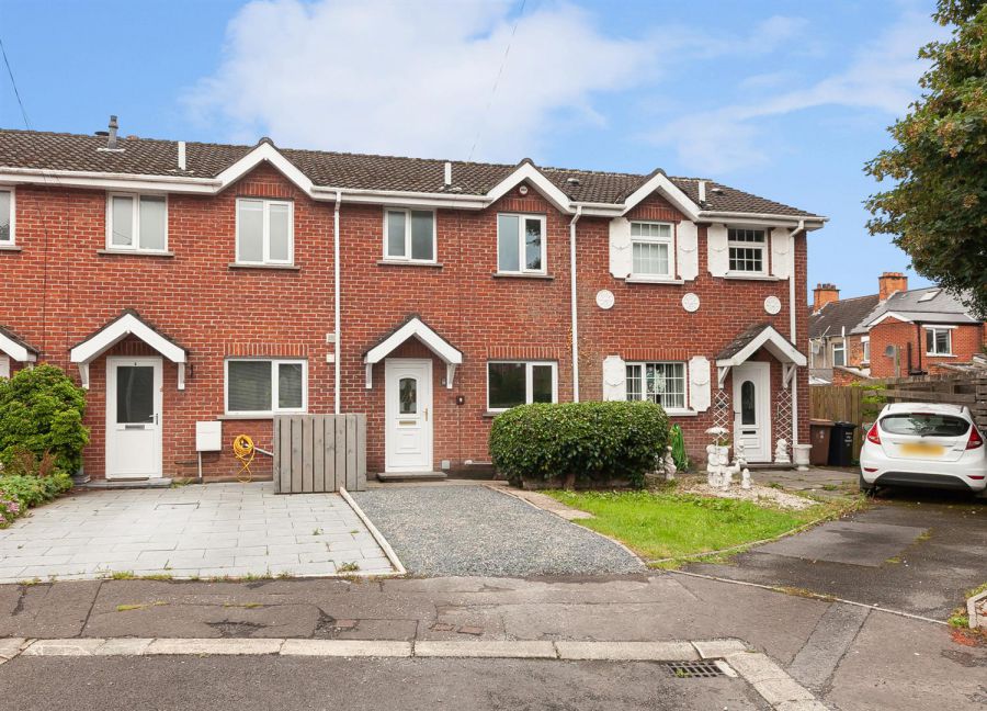 9 Inglewood Court