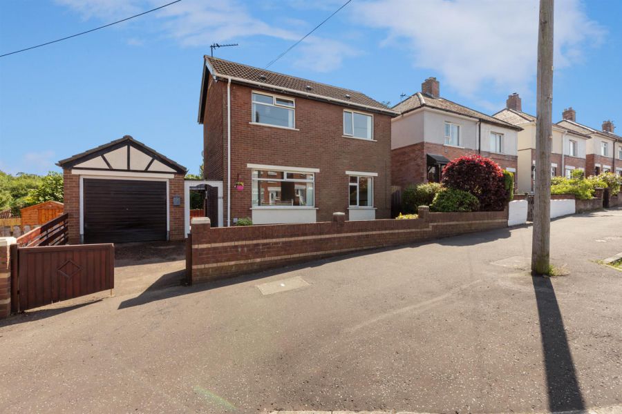 109 Dunraven Park