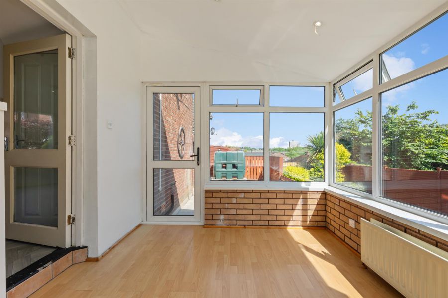 109 Dunraven Park