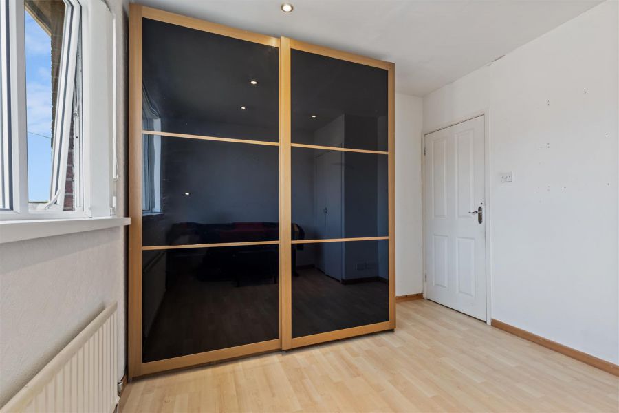 109 Dunraven Park