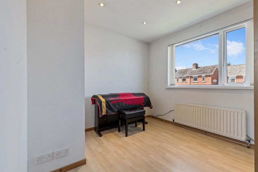109 Dunraven Park