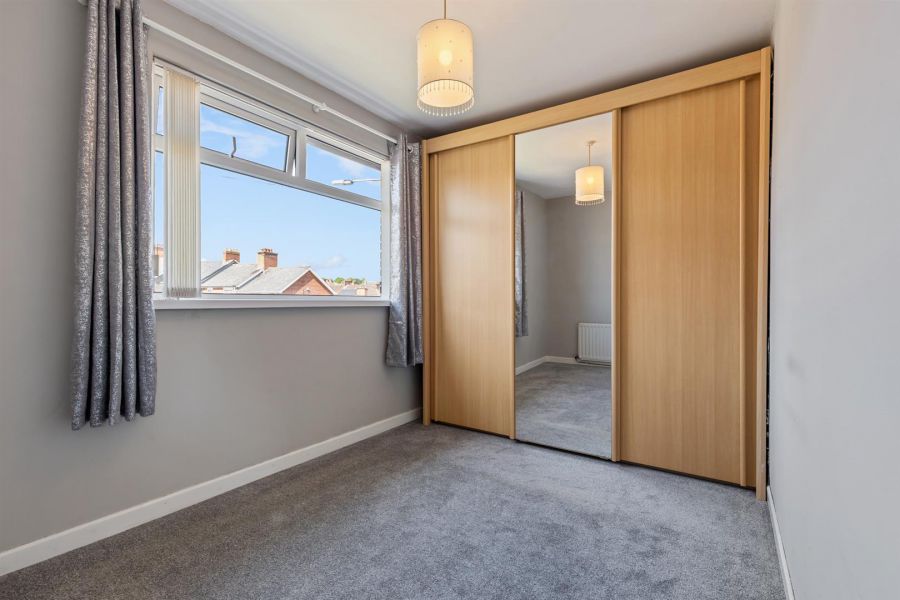 109 Dunraven Park