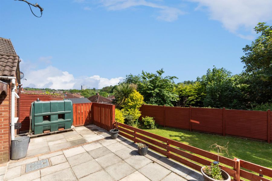 109 Dunraven Park