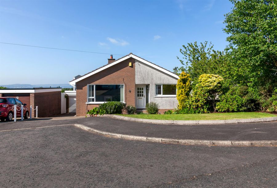 12 Woodcroft Heights