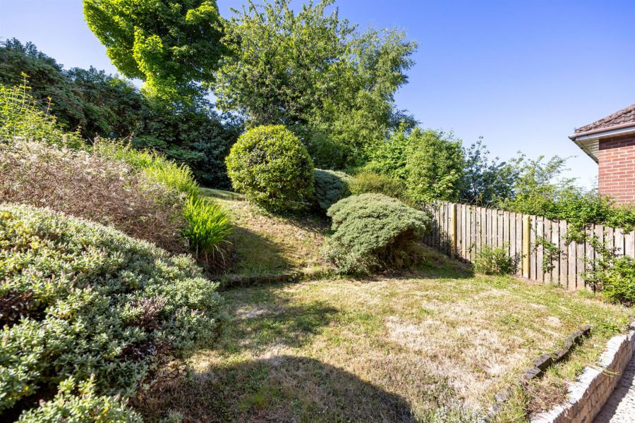 17 Gortin Park