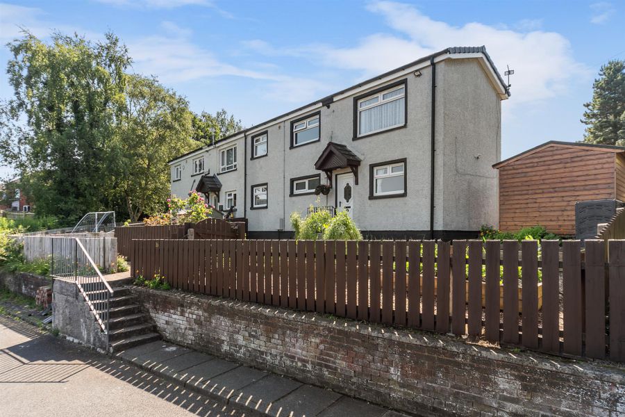 16 Lothian Avenue