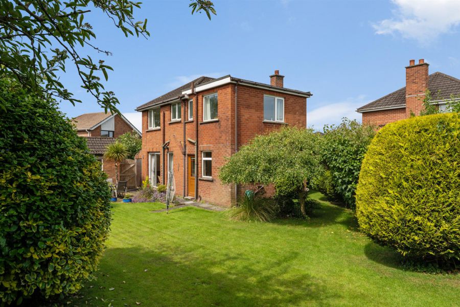 12 Kensington Gardens West