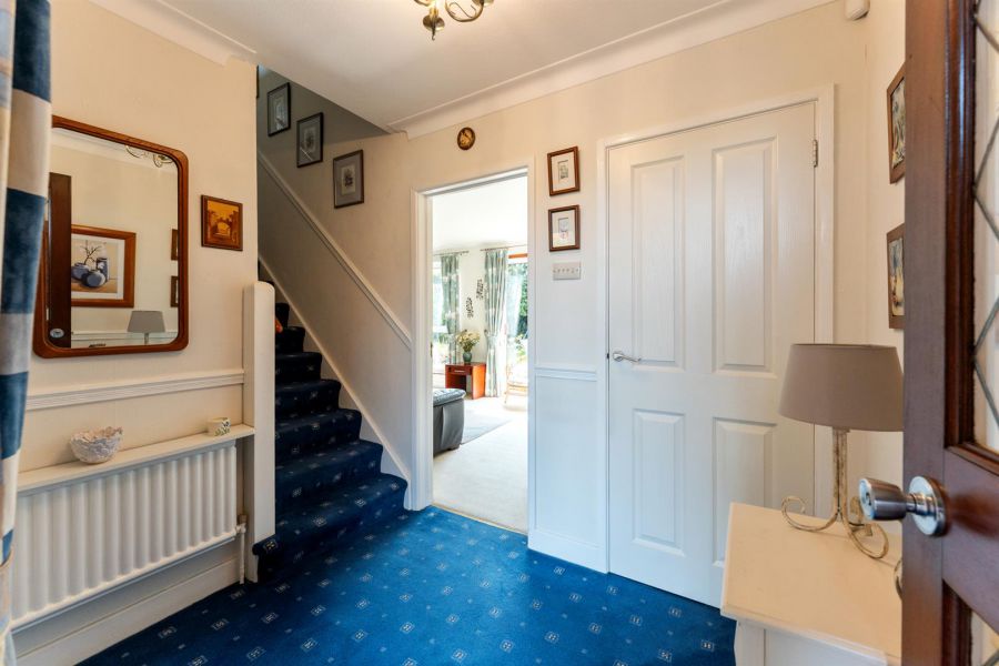 12 Kensington Gardens West