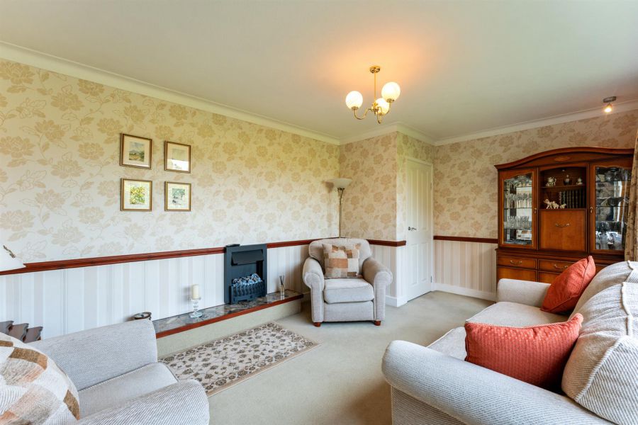 12 Kensington Gardens West