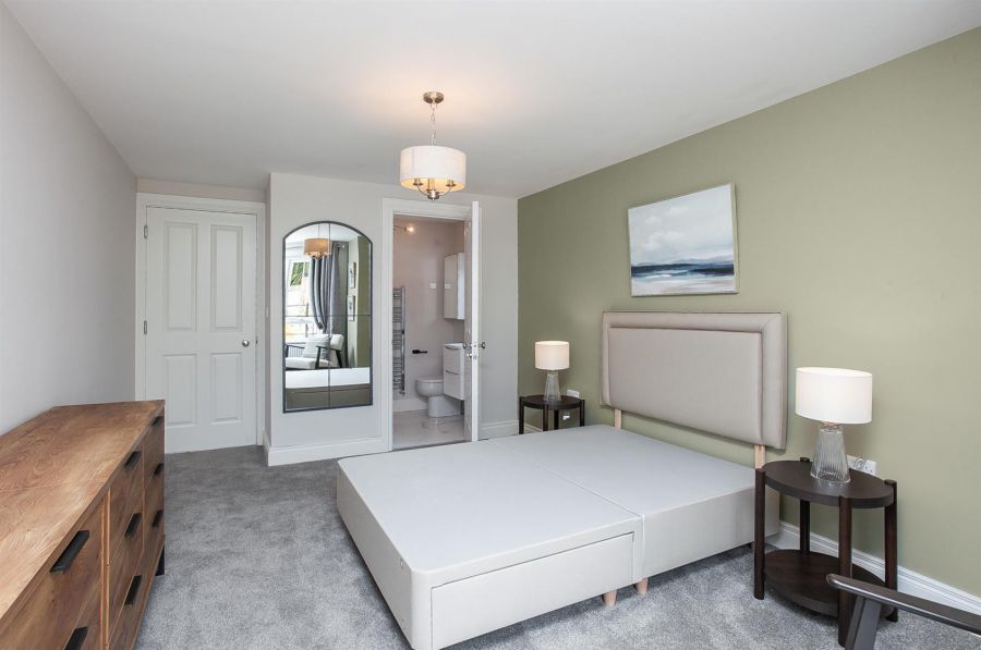 Apt 2 Ebrington Hall