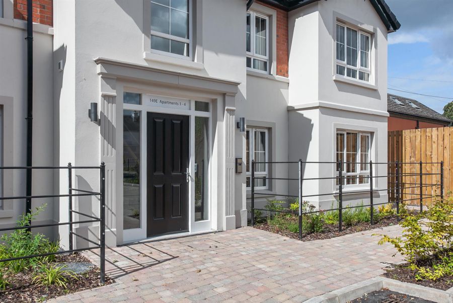 Apt 2 Ebrington Hall