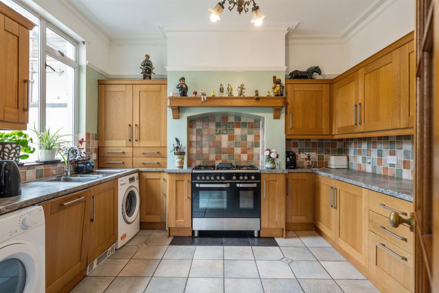30 Ormiston Crescent