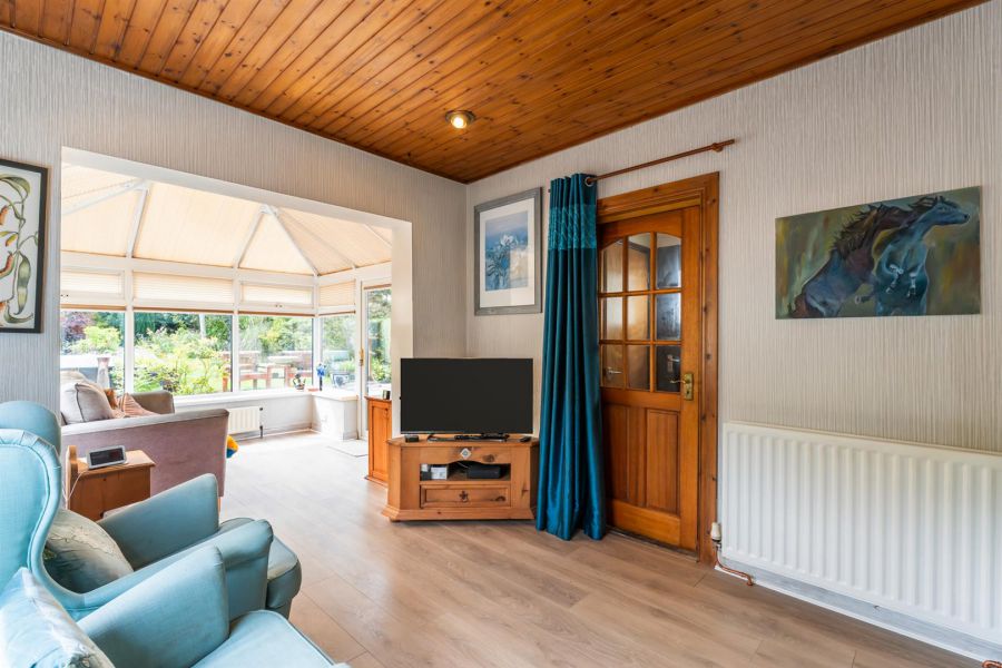 30 Ormiston Crescent