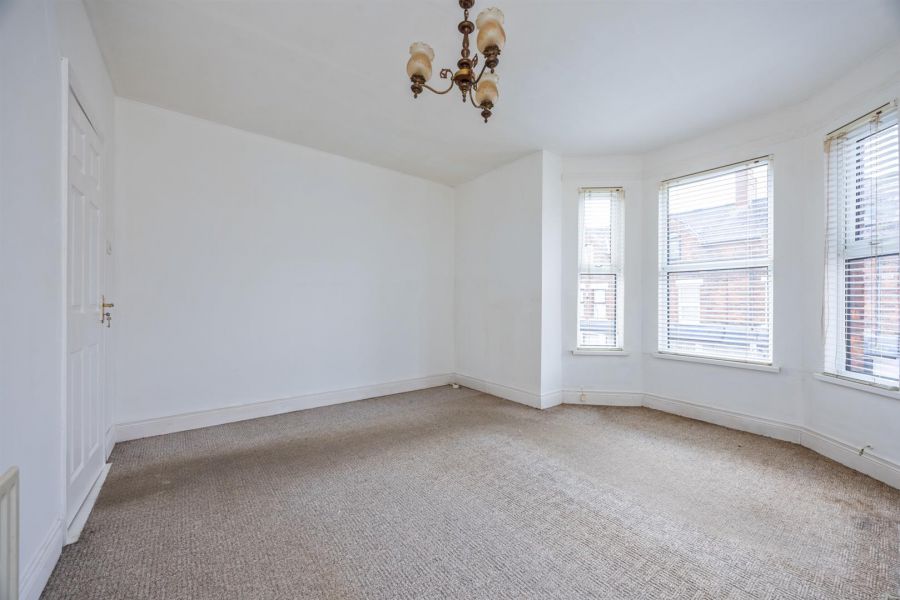 15 Woodcot Avenue