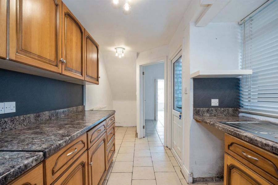 15 Woodcot Avenue