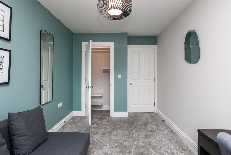 Apt 4 Ebrington Hall