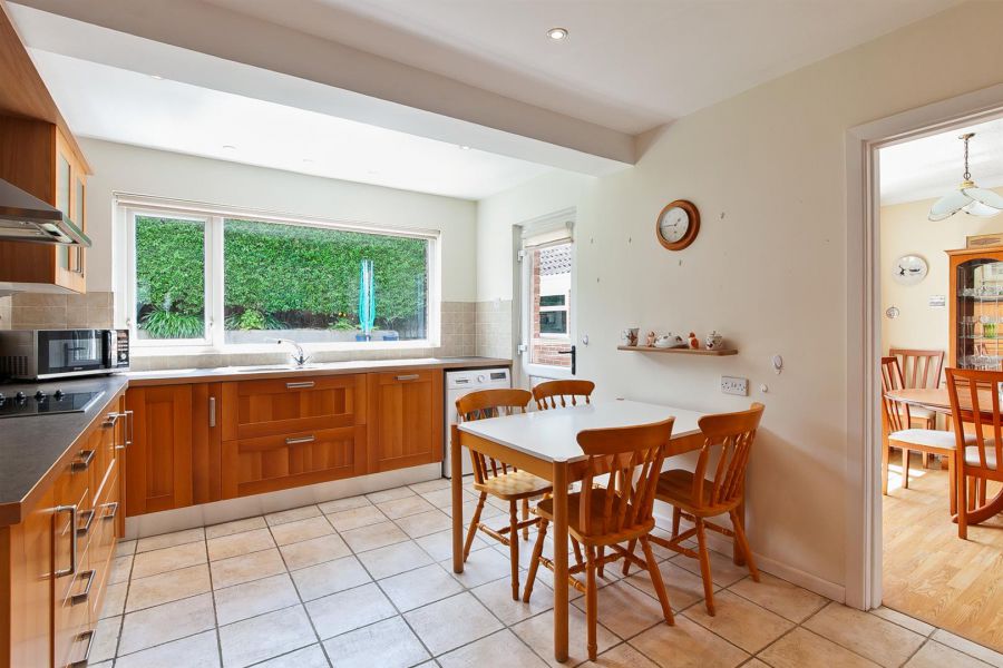 5 Strathearn Park