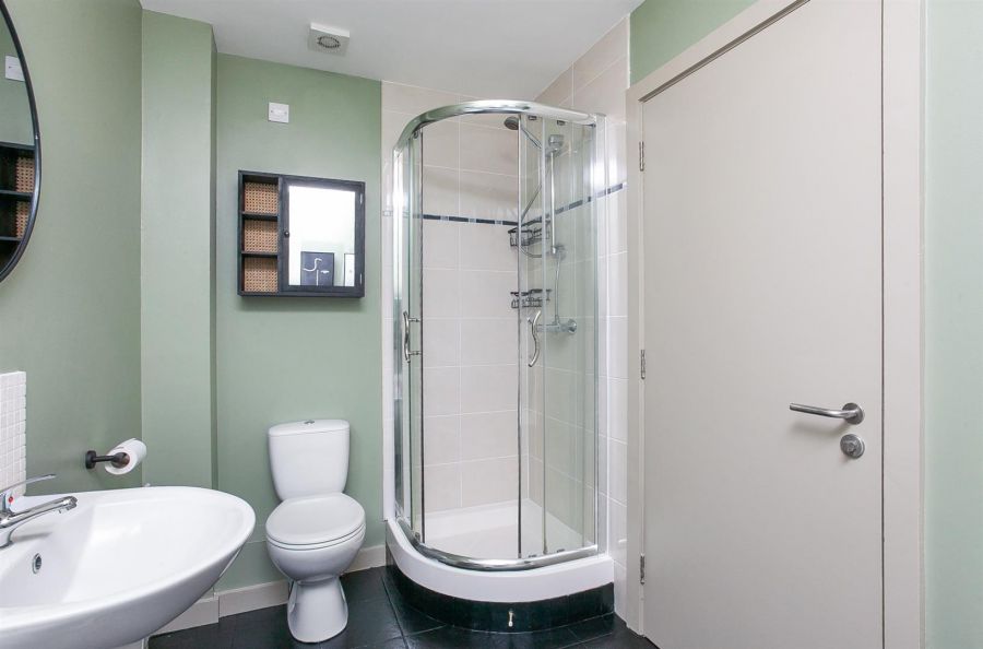 Apt 8b Altona Place