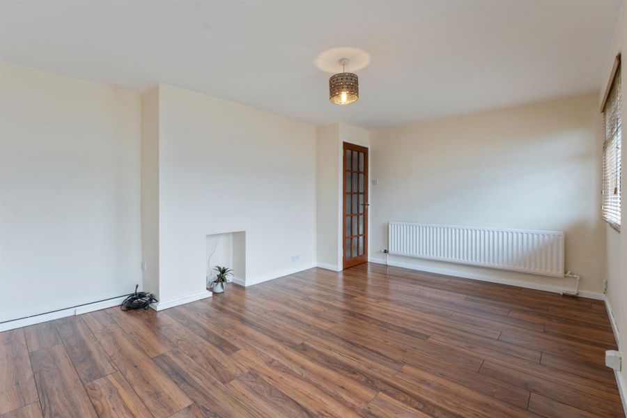 27 Claggan Park