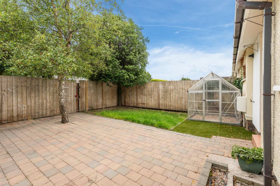27 Claggan Park
