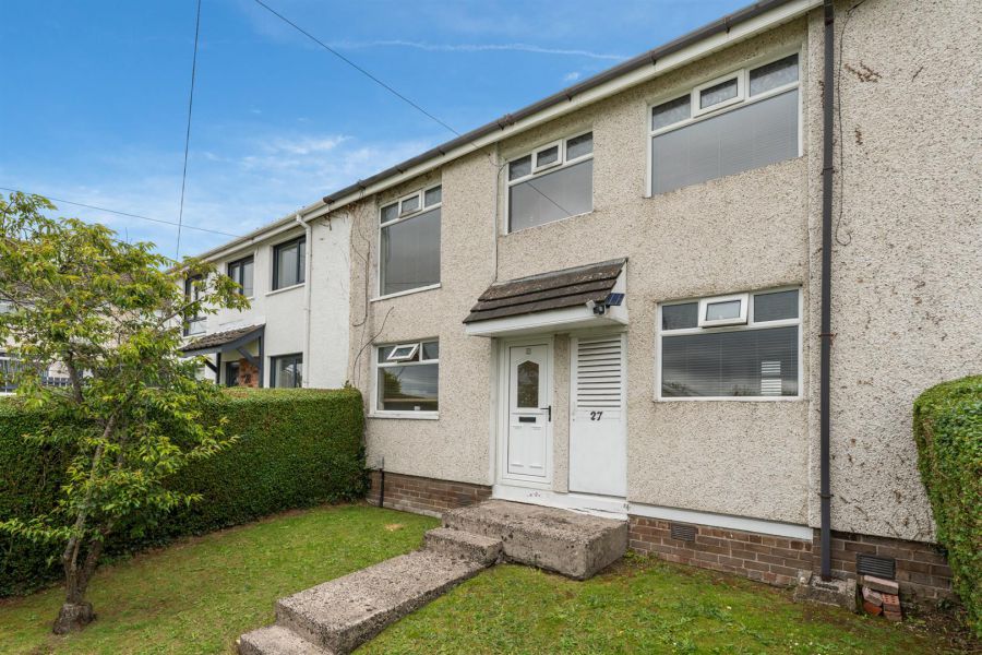 27 Claggan Park