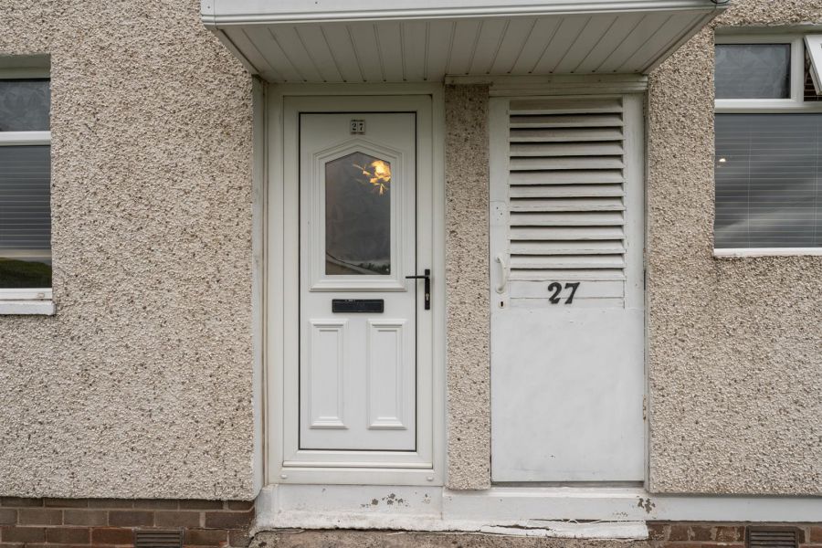 27 Claggan Park