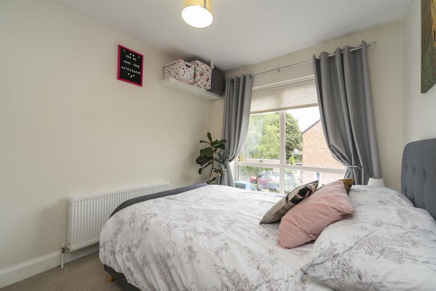 2 Victoria Close
